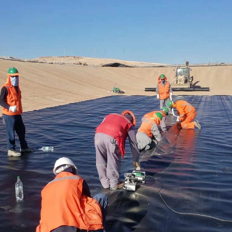Mejores materiales de geomembrana para plantas de tratamiento de aguas residuales sostenibles
